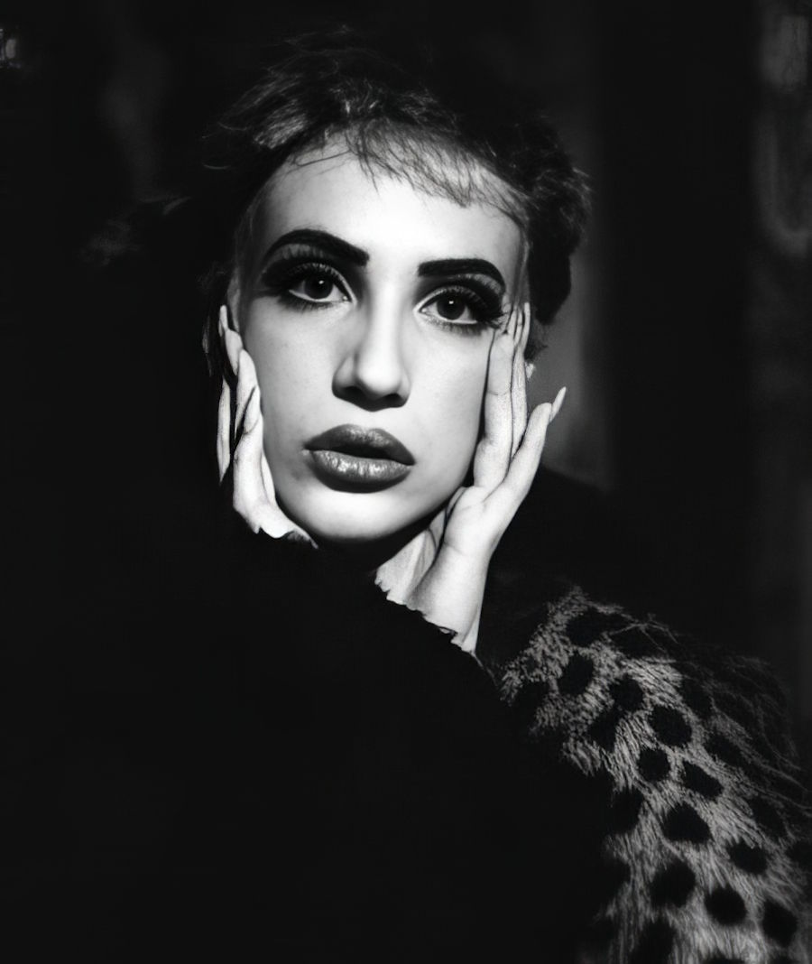 Eve-Claudine Lorétan ("Coco")