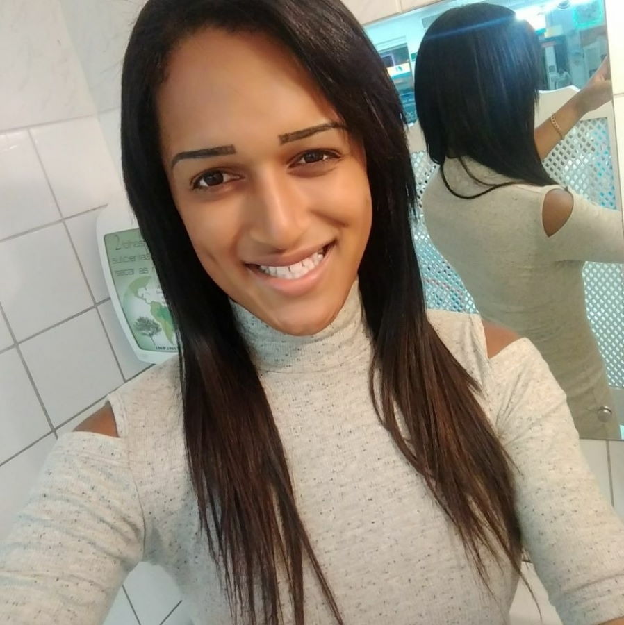 Nicolle Muniz Ferreira Souza