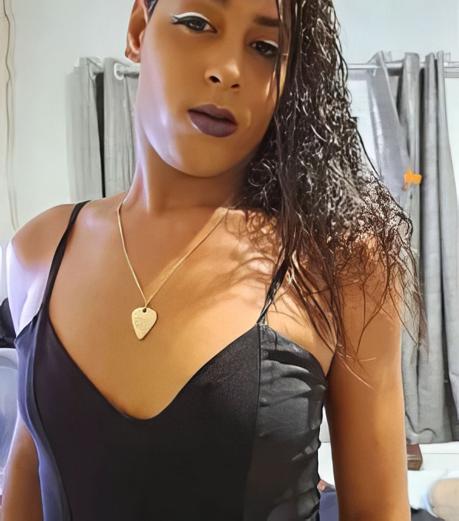 Vitória ("Vicky")